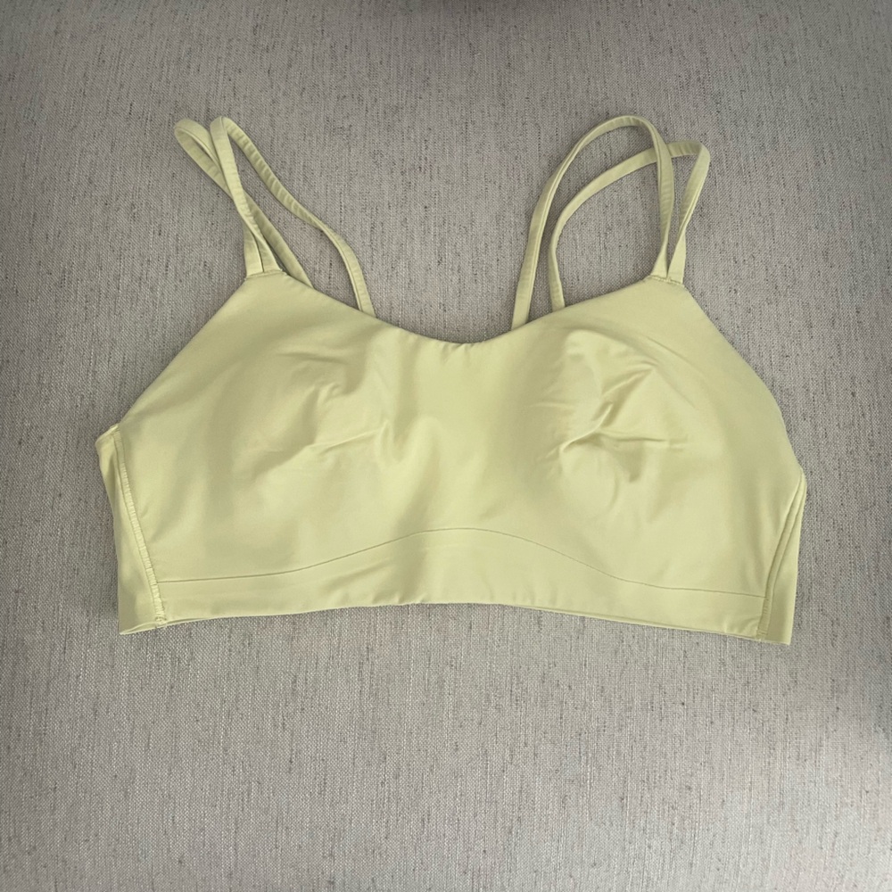 Lululemon yellow like a cloud sports bra